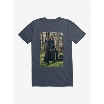 Outlander Pose Men's Lightweight Cotton T-shirt