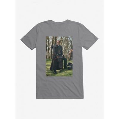 Outlander Pose Men's Lightweight Cotton T-shirt